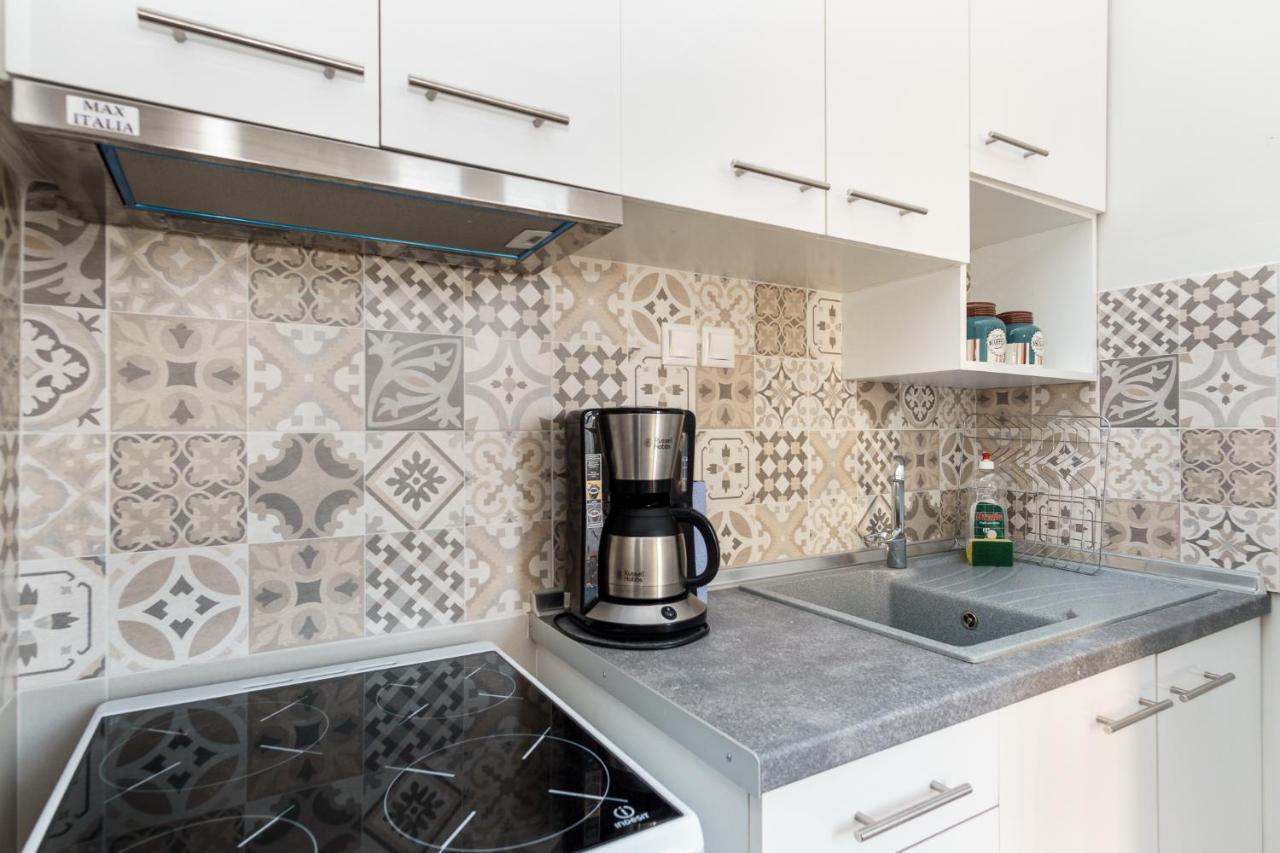 C.4 Red Rose #Colony_Central_Apartment Selanik Dış mekan fotoğraf